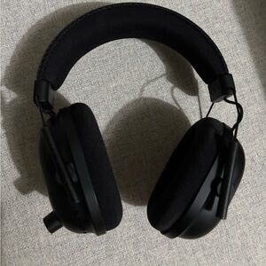 Black Wireless Over-Ear Headphones - Comfortable Sound